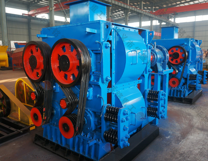 泥質頁巖破碎機,頁巖四輥制砂機,四輥破碎機,四輥細碎機