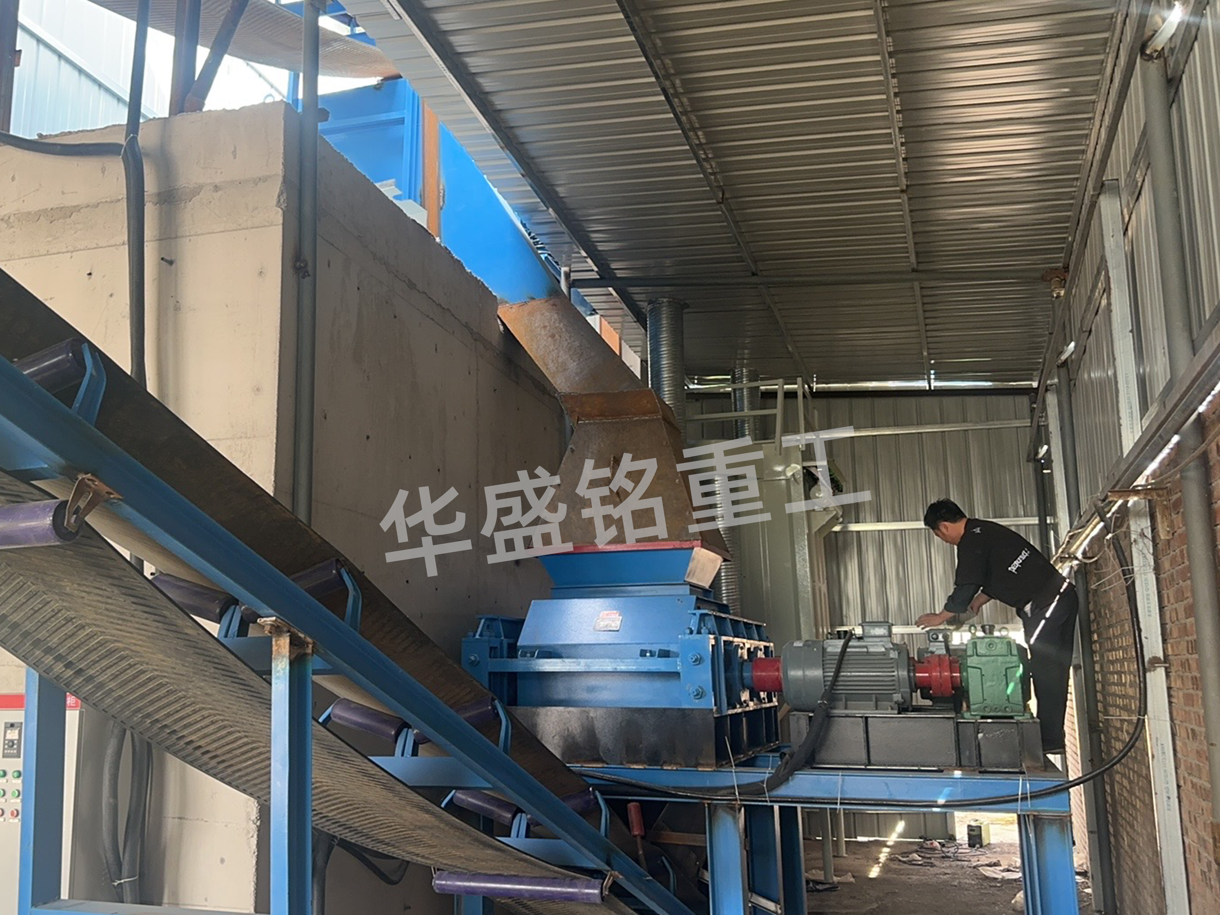 瀝青舊料破碎篩分機,廢舊瀝青破碎機,瀝青回收料破碎篩分機,瀝青再生料破碎機