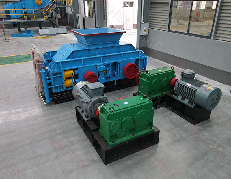 全自動(dòng)液壓對(duì)輥制砂機(jī),液壓對(duì)輥制砂機(jī)廠家,對(duì)輥制砂機(jī)價(jià)格,全自動(dòng)液壓對(duì)輥破碎機(jī)型號(hào)